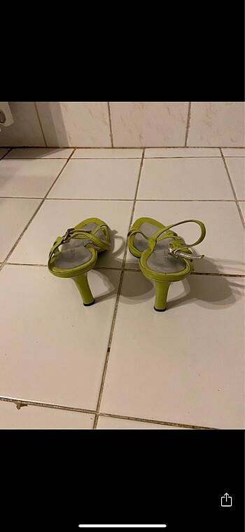 37 Beden Nine west
