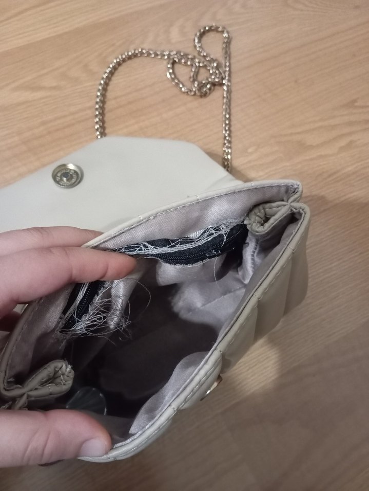 Zincir Detaylı Bej Deri Kadın Çanta - Görsel 5