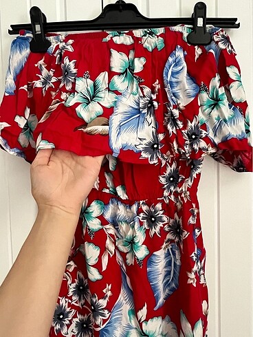 Çiçekli diz altı elbise - Görsel 2