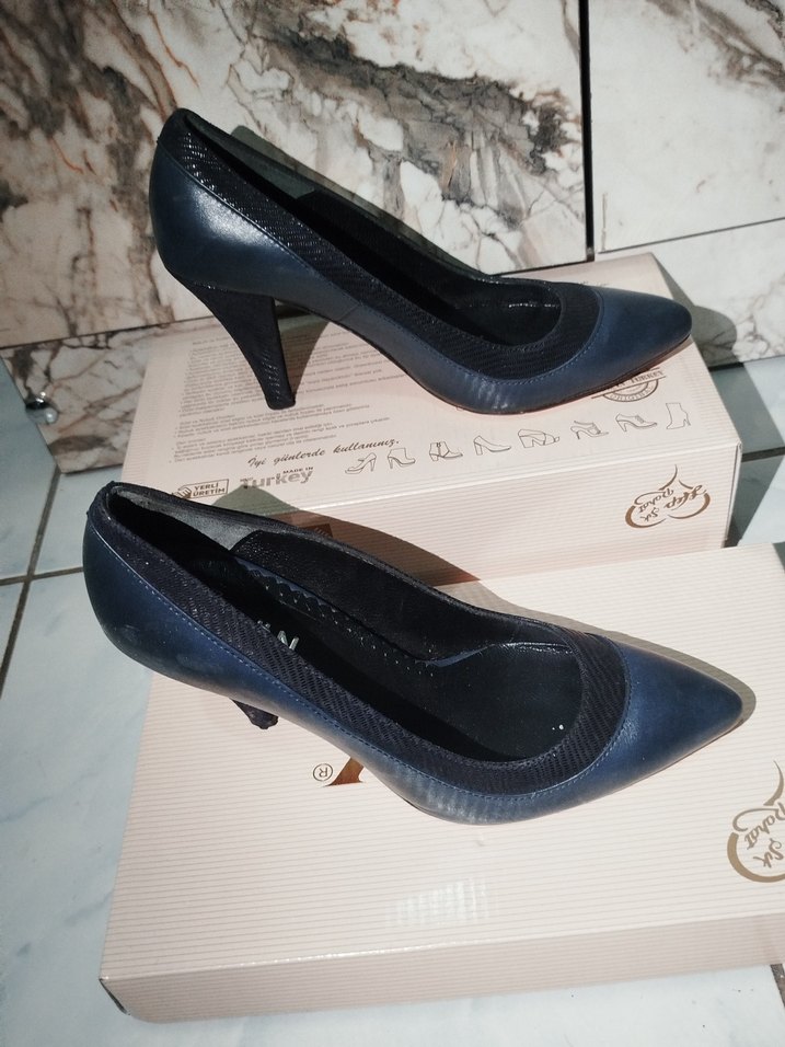 Siyah Kemerli Yılan Desenli Stiletto - Görsel 3