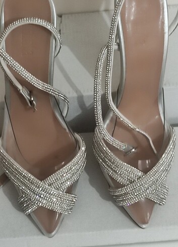 Topuklu ayakkabı - Görsel 2