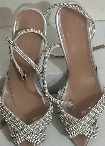 Topuklu ayakkabı - Görsel 3