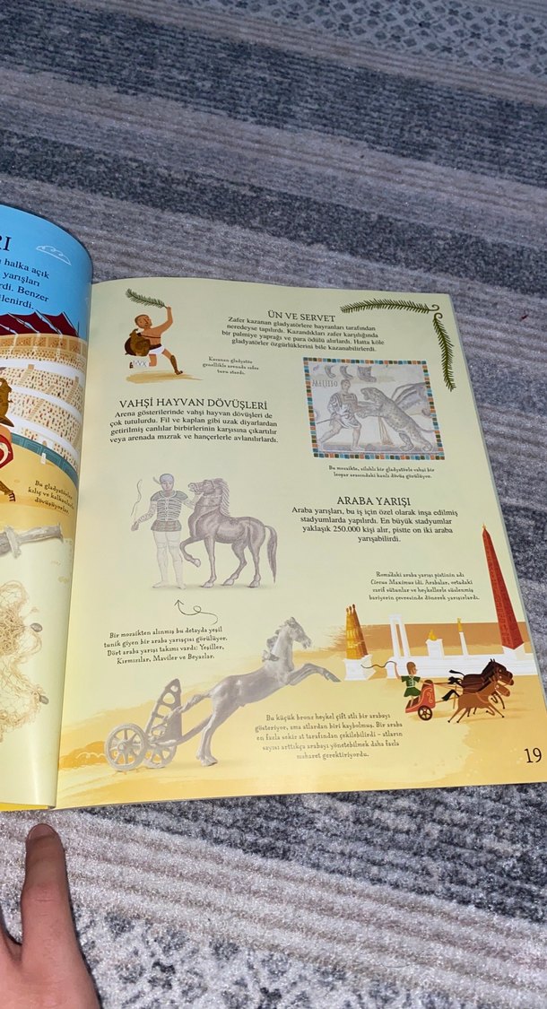 Çıkartmalı Roma Dünyası Tarih Kitabı - Görsel 3