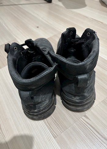 Siyah Bağcıklı Erkek Botları - Görsel 3