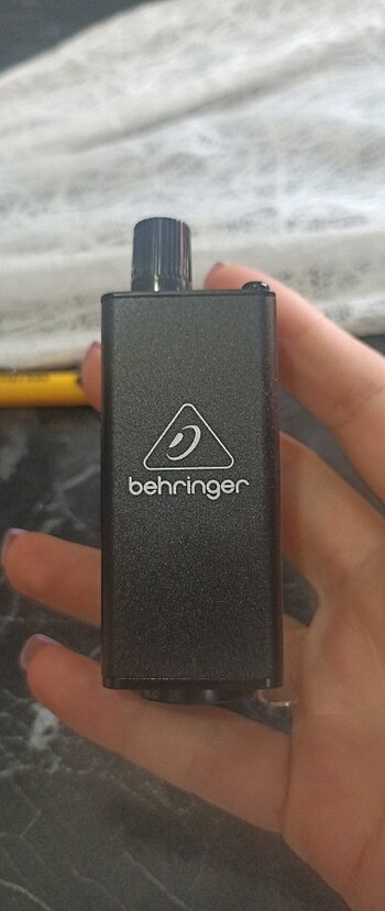 Kulak içi monitör