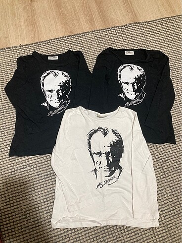 Atatürk baskılı bluz