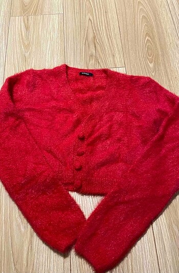 Kırmızı crop hırka