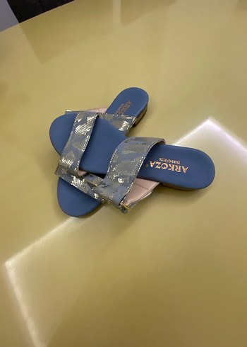 36 Beden mavi Renk Yılan Desenli Tokalı Kadın Terlik arkoza shoes marka deri terlik
