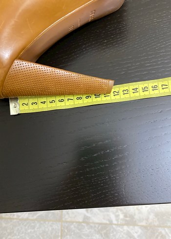 38 Beden Bej Deri Stiletto Topuk Kadın Ayakkabı bir defa giyildi boss mar