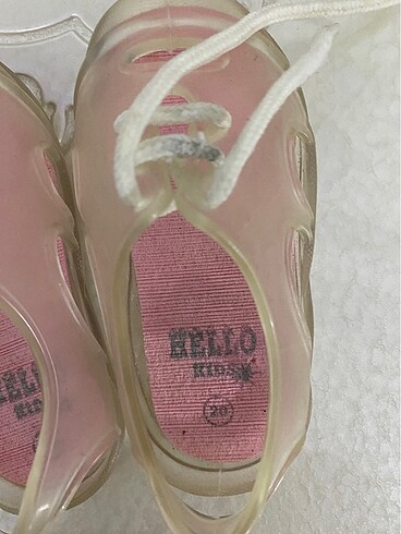 Hello Kitty Sıfır hello kids marka kız çocuk deniz ayakkabısı 20 no