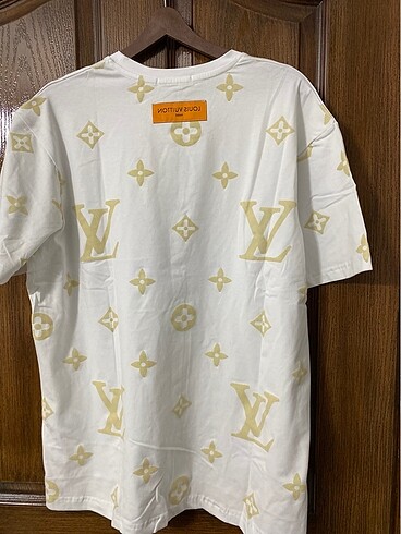 Louis Vuitton Sıfır louis vuitton marka erkek tişört xl beden