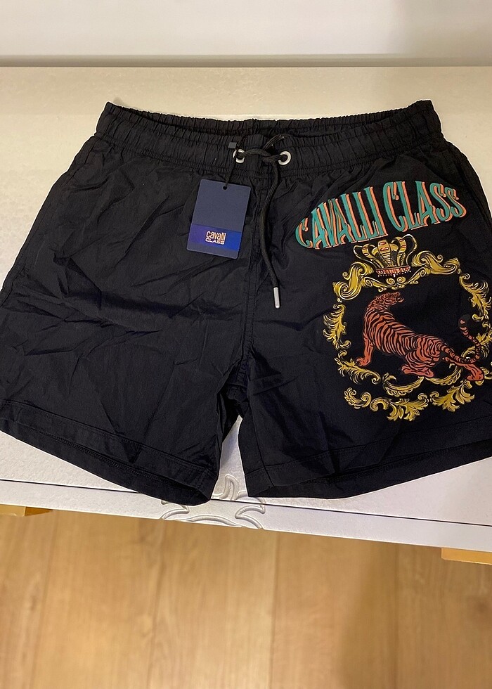 Sıfır cavalli class marka erkek deniz şortu l beden - Görsel 4