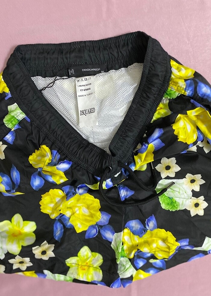 Sıfır dsouared2 marka erkek şort mayo m beden - Görsel 4