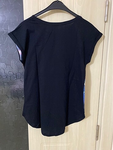 H&M Sıfır H&M marka kız çocuk tişört 12-13 yaş