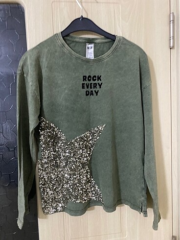 9-12 Ay Beden Sıfır H&M marka kız çocuk tişört 9-10 yaş