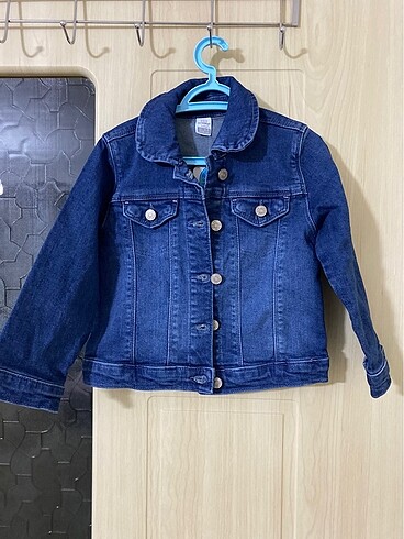 Sıfır lcw marka kız çocuk kot ceket 24-36 ay