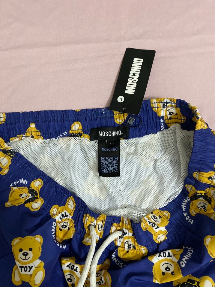 Sıfır moschino marka erkek mayo şort L beden - Görsel 4