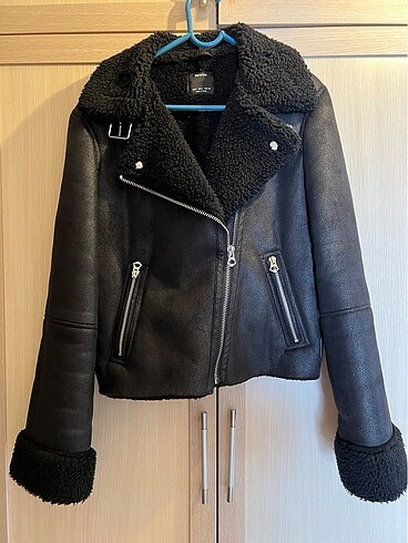 Bershka biker mont