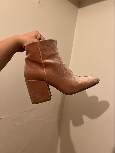 Bershka topuklu bot