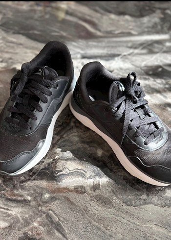 Puma siyah spor ayakkabı