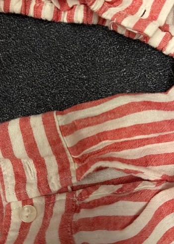 Kırmızı Çizgili Uzun Kollu Keten Gömlek - Görsel 4