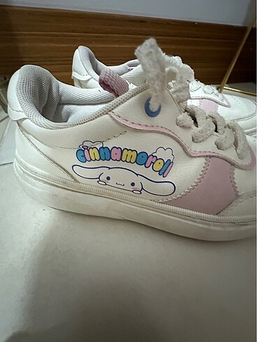 34 Beden beyaz Renk Zara sneakers