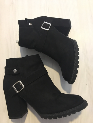 Bershka Berska bot