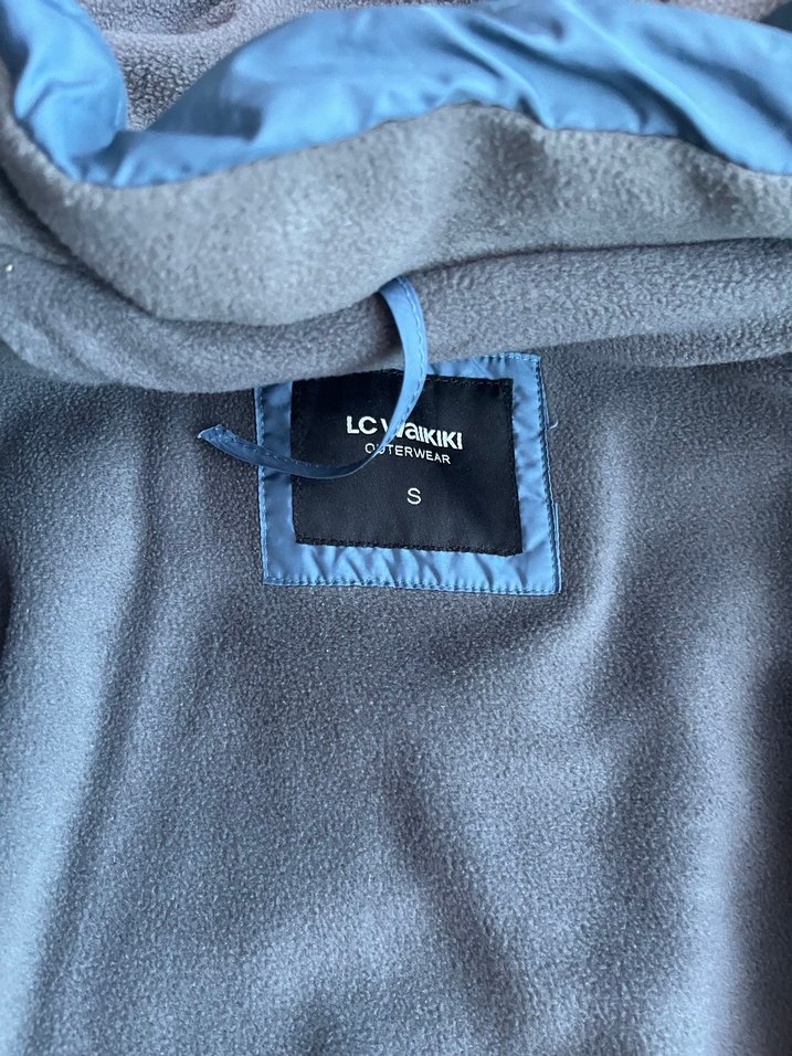 Erkek çocuk Mavi Kapüşonlu Kış Montu - Görsel 4