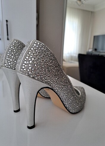 39 Beden Stiletto