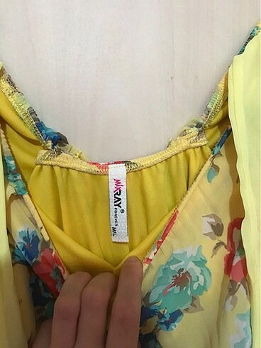 m Beden Sarı çiçekli elbise