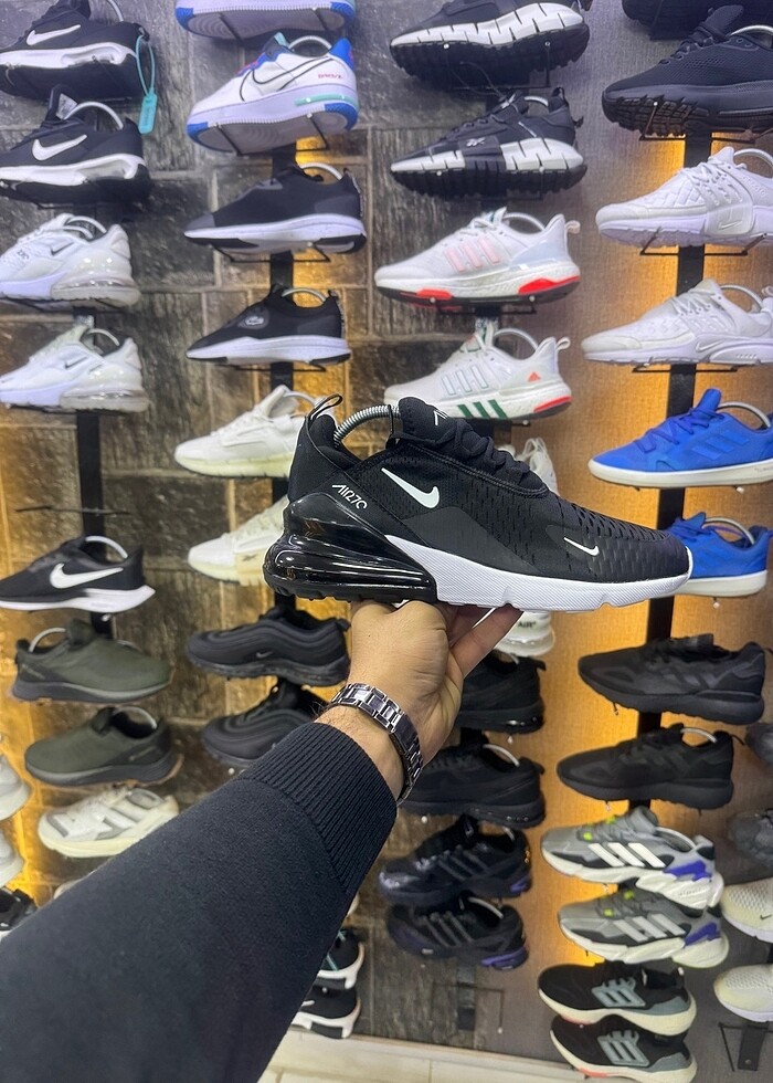 Nike Air 270 - Görsel 2
