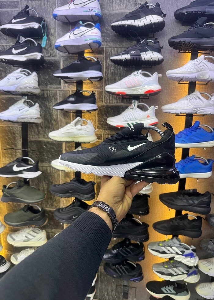 Nike Air 270 - Görsel 3