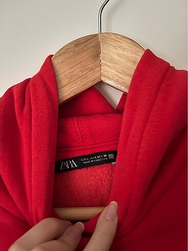 l Beden Zara Kapüşonlu Sweatshirt
