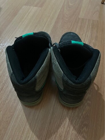 37 Beden Nike spor ayakkabı