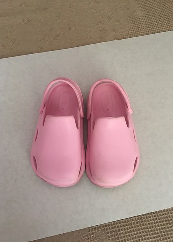 Pembe Zara Kız Çocuk Terlik