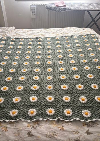 Çiçek Desenli Örgü Battaniye - Görsel 7