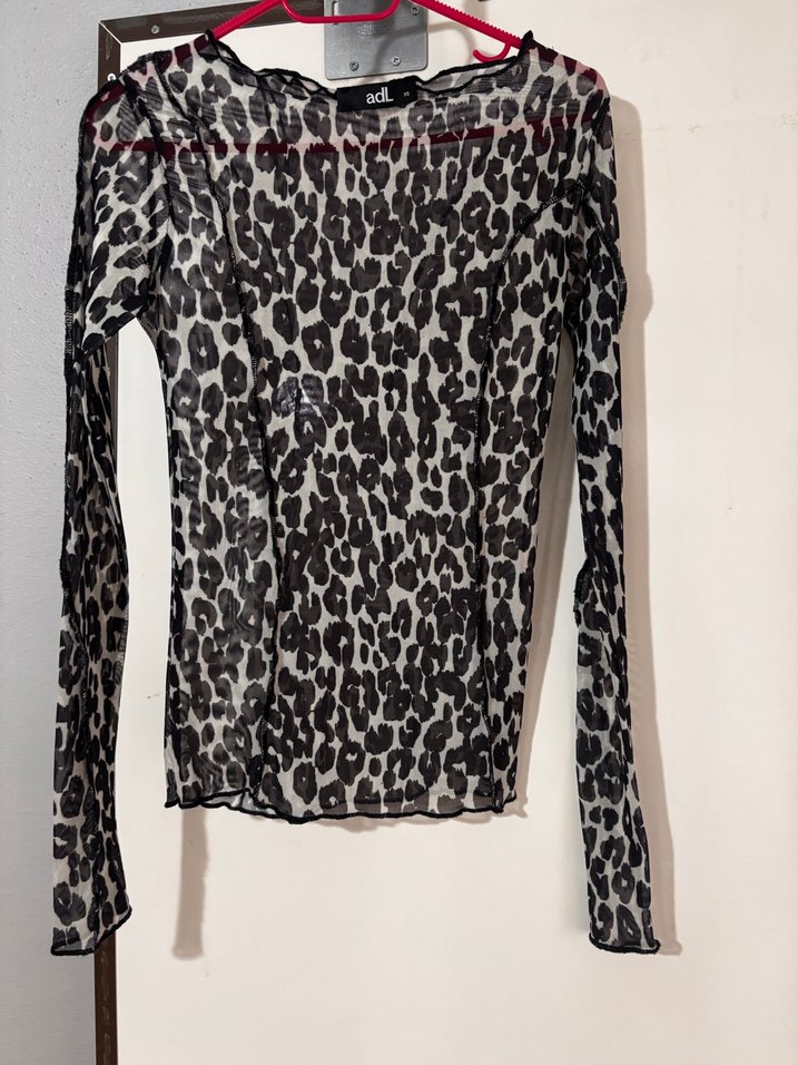 Dantel Detaylı Leopar Desenli Uzun Kollu Bluz - Görsel 4