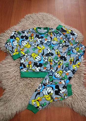 Renkli Pop Kültür Desenli Erkek Pijama Takımı - Görsel 2