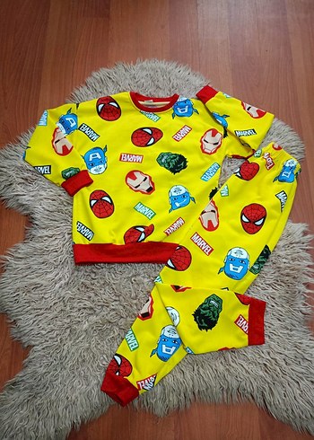 Renkli Pop Kültür Desenli Erkek Pijama Takımı - Görsel 5
