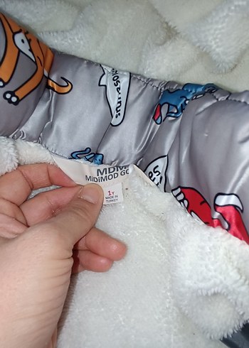 Kapüşonlu Erkek Çocuk Gri Baskılı Mont - Görsel 4