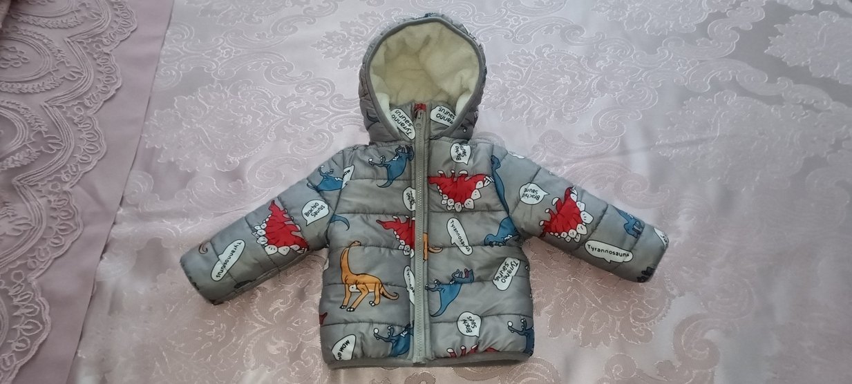 Kapüşonlu Erkek Çocuk Gri Baskılı Mont - Görsel 2