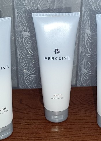 Avon Perceive Vücut Losyonu