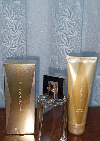 Avon Attraction Kadın Parfümü ve Vücut Losyonu