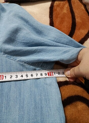 52 Beden mavi Renk Kılo verdıgım ıcın satıyorum