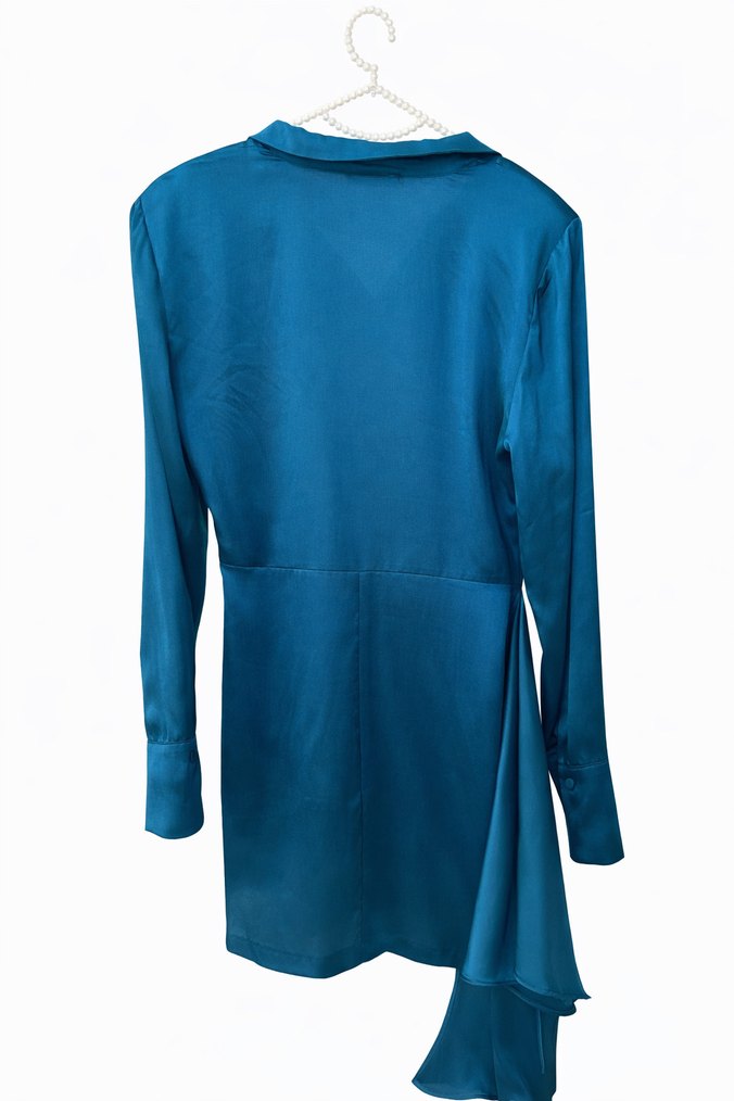 Mavi Saten Parlak Düğmeli Belden Bağlamalı Elbise - Görsel 2