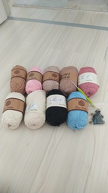 Amigirimi ne uygun iplik bebek yapımı gözü ve tığ