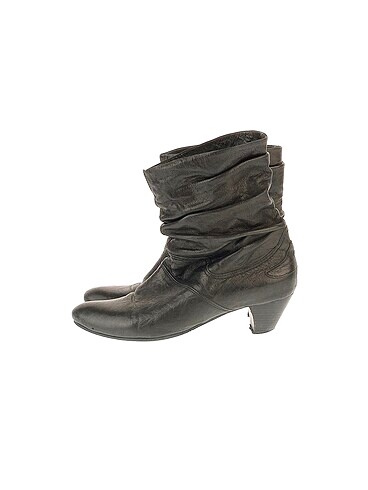 PreLoved Çizme %70 İndirimli.