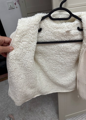 Kız Çocuk Beyaz Kürklü Fitted Ceket - Görsel 2