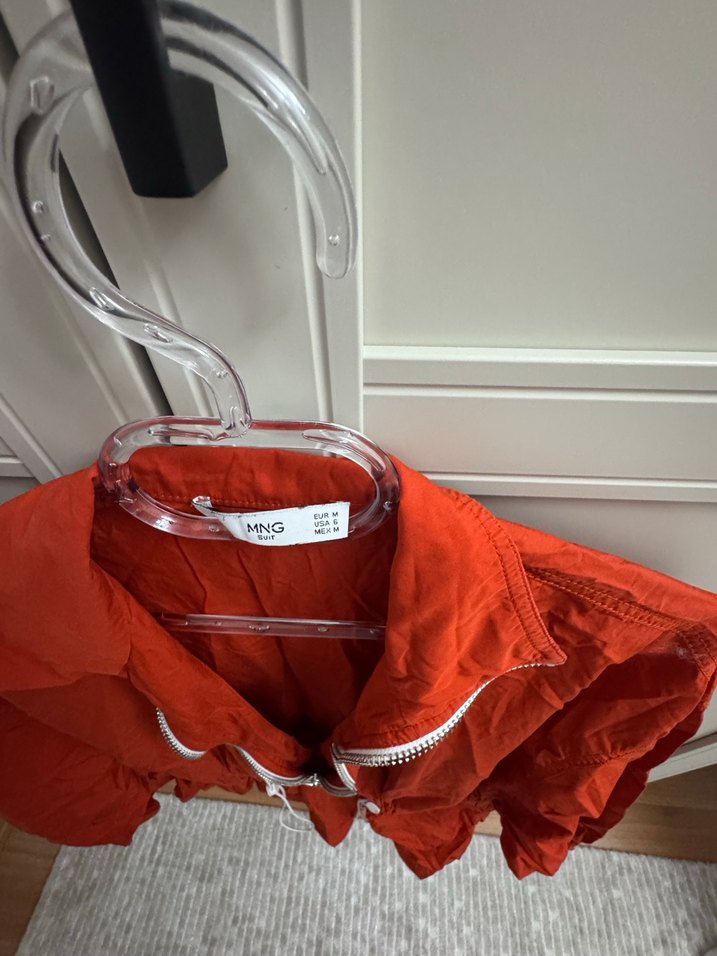 Kırmızı Fermuarlı Kadın Ceket - Görsel 2