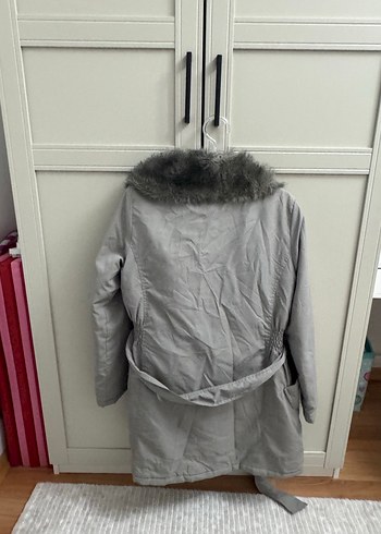 Gri Kürk Detaylı Kadın Midi Kaban - Görsel 2